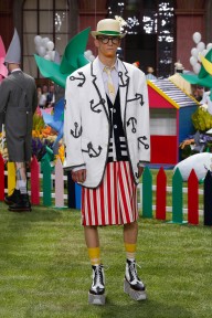 Look 15