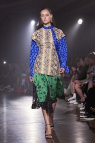 Look 3