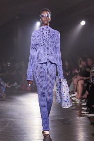 Look 16
