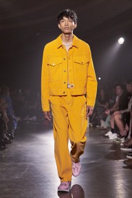 Look 50
