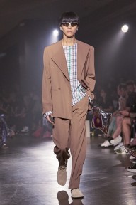 Look 75