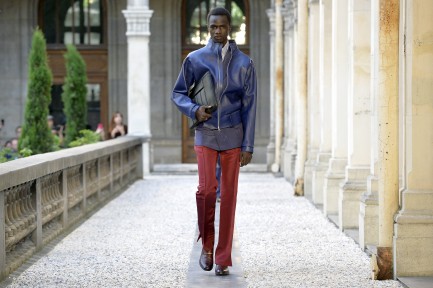 Look 4