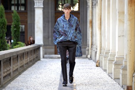 Look 19