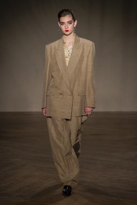 Look 50