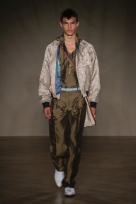 Look 25