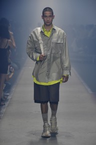 Look 3