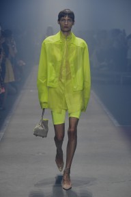 Look 10