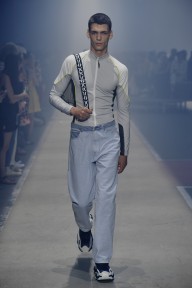 Look 14