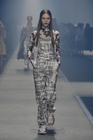 Look 28