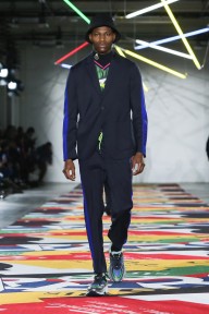 Look 10