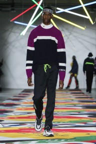 Look 16