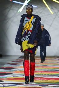 Look 18