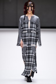 Look 10