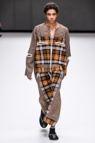 Look 12