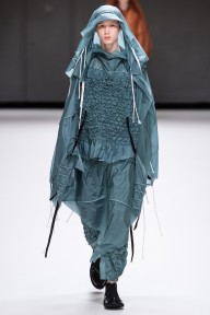 Look 18