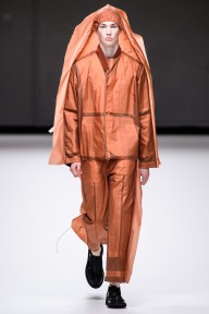 Look 19