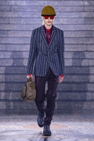 Look 15