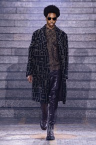 Look 25