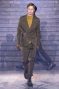 Look 29