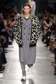 Look 9