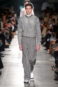 Look 10