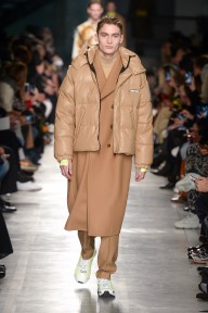 Look 14