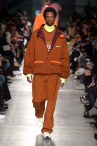 Look 18
