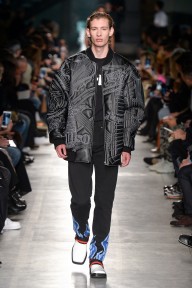 Look 30