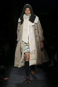 Look 3