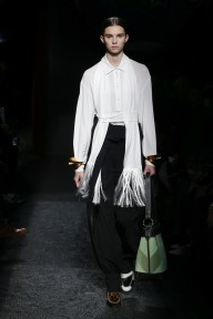 Look 18