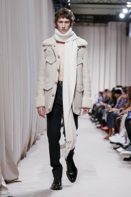 Look 7