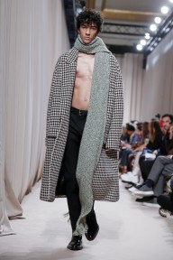 Look 11