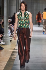 Look 5