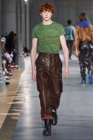 Look 10