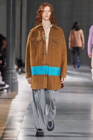 Look 25