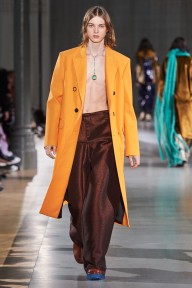 Look 30