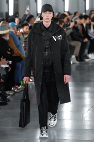 Look 10