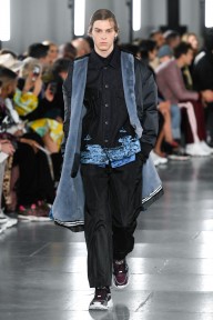Look 28