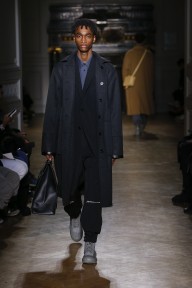 Look 18