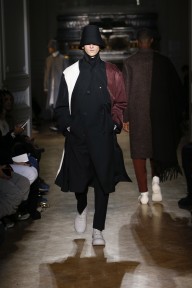 Look 32