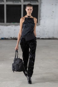 Look 10