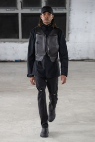 Look 16