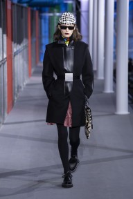Look 19