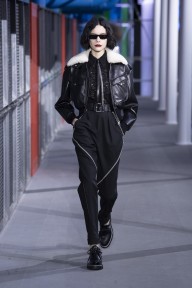Look 7