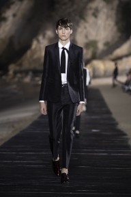 Look 7
