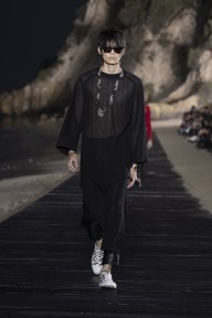 Look 10