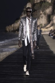 Look 17