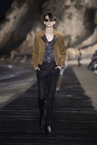 Look 45