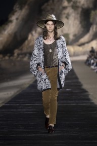 Look 46