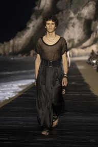 Look 75